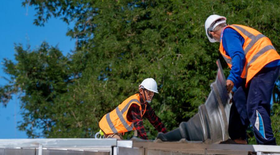 Expert top industrial roofings services in Streeter, ND